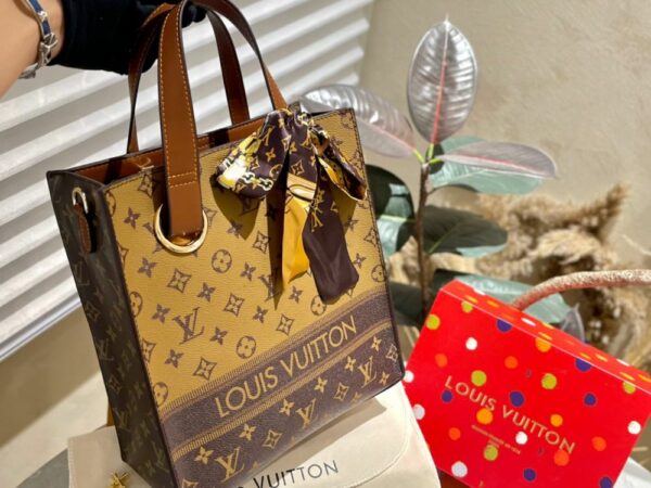 New Arrival LV Handbag L530