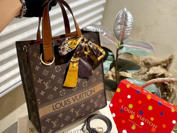 New Arrival LV Handbag L530