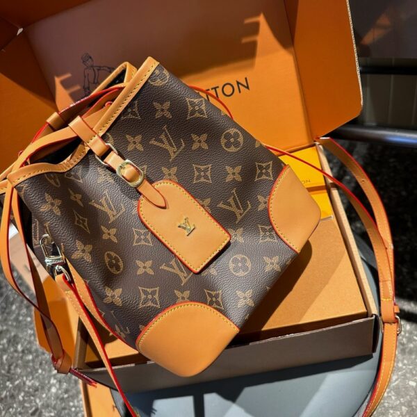 New Arrival LV Handbag L495