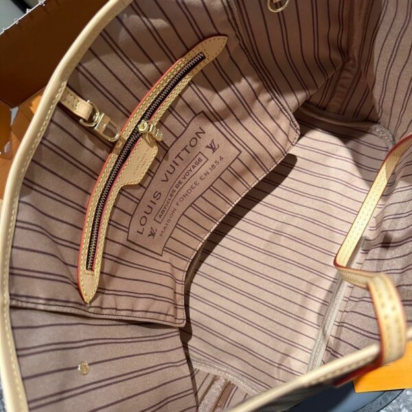 New Arrival LV Handbag L481
