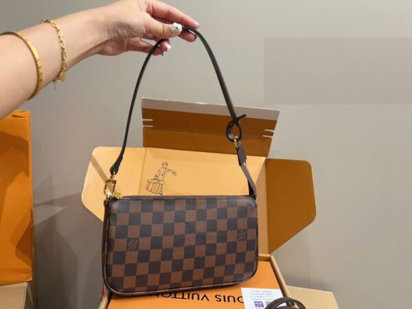 New Arrival LV Handbag L470