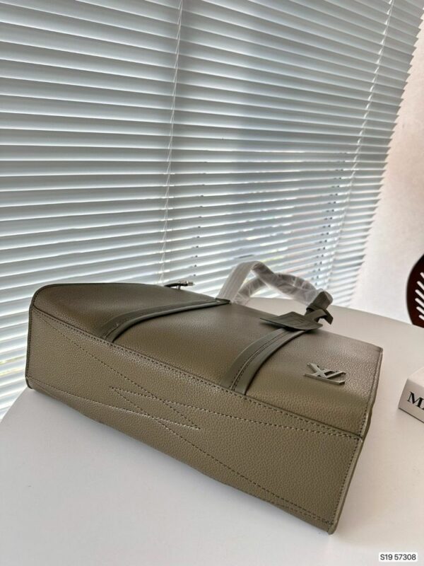 New Arrival LV Handbag L448