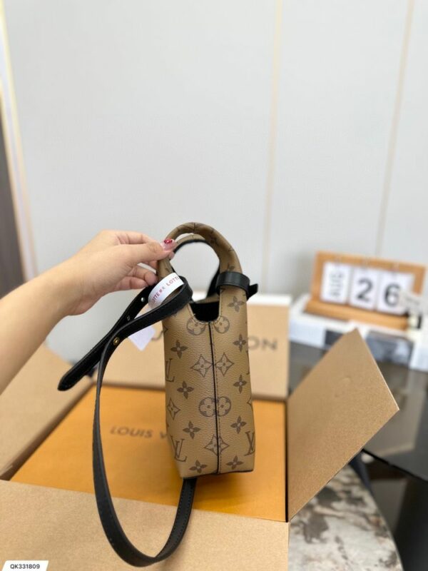 New Arrival LV Handbag L443