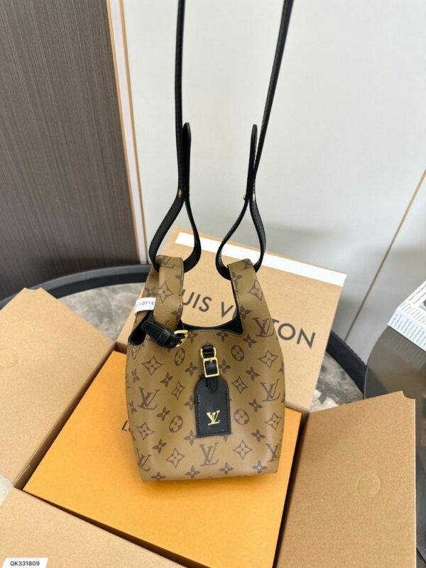 New Arrival LV Handbag L443