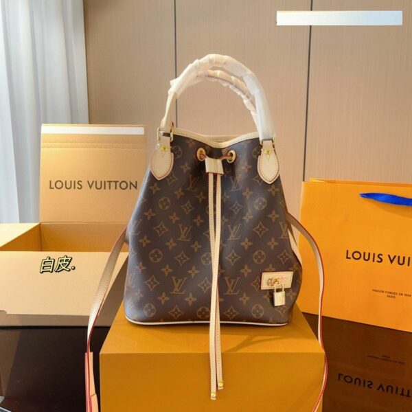 New Arrival LV Handbag L439