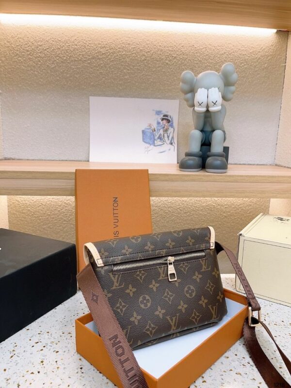 New Arrival LV Handbag L438