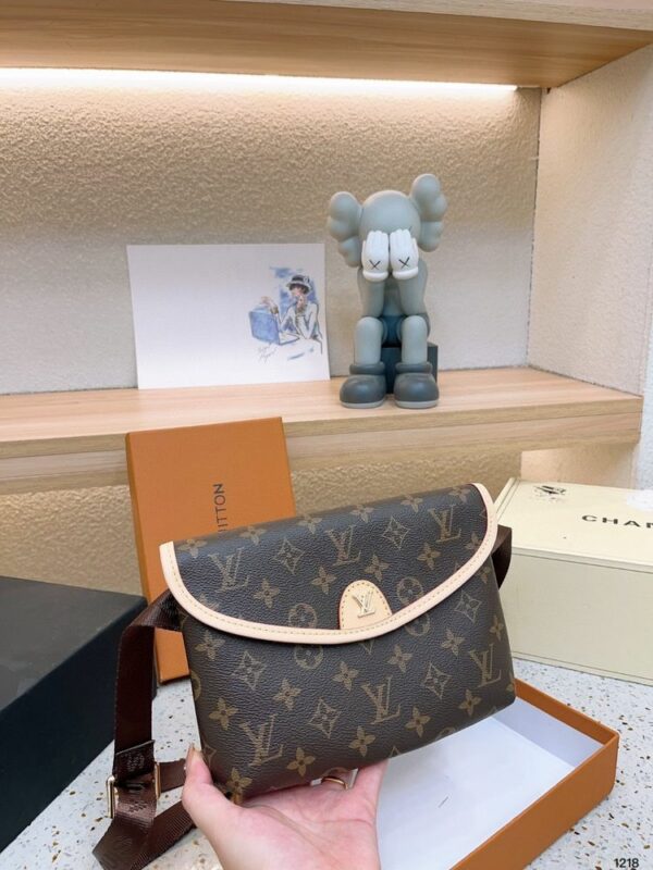 New Arrival LV Handbag L438