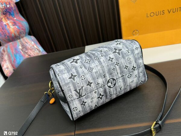 New Arrival LV Handbag L437