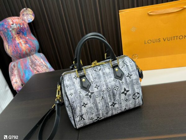 New Arrival LV Handbag L437