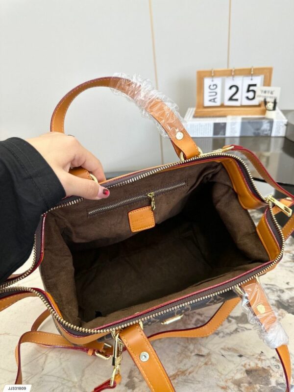 New Arrival LV Handbag L430