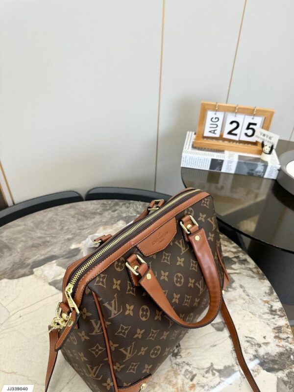 New Arrival LV Handbag L431