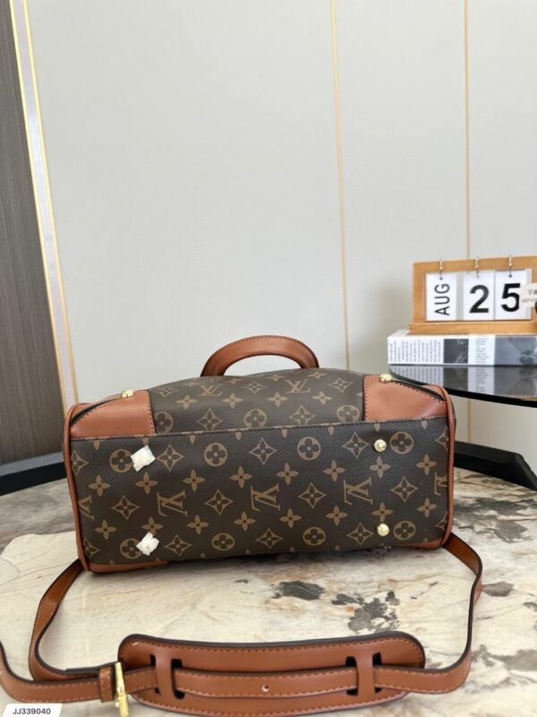 New Arrival LV Handbag L431