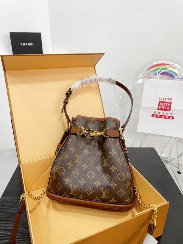 New Arrival LV Handbag L425