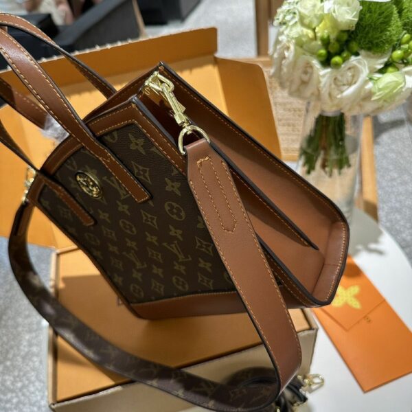 New Arrival LV Handbag L423