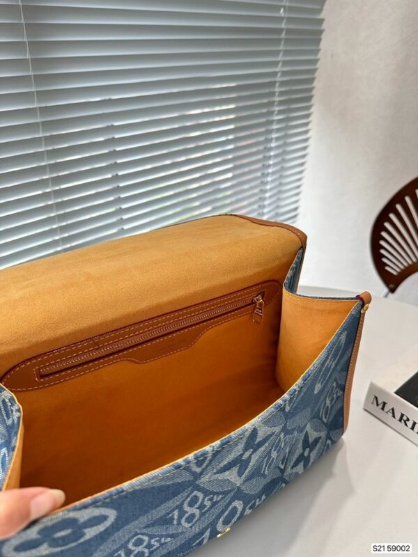 New Arrival LV Handbag L420