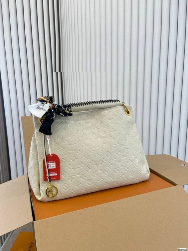 New Arrival LV Handbag L418