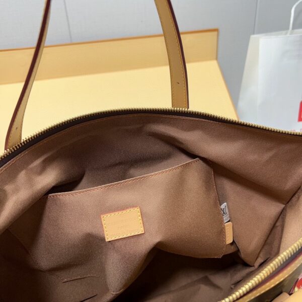 New Arrival LV Handbag L412