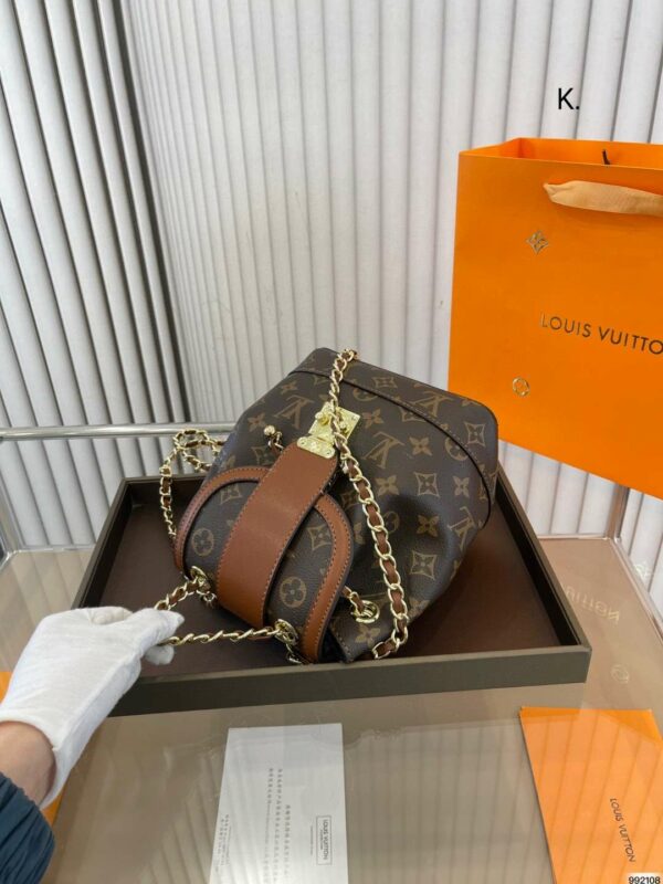 New Arrival LV Handbag L408