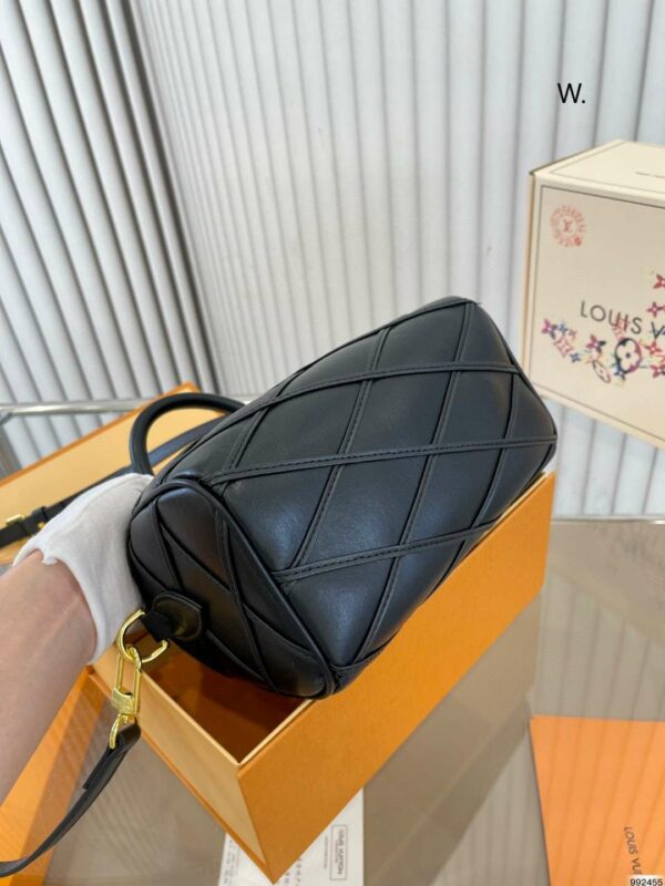New Arrival LV Handbag L407