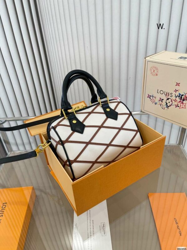 New Arrival LV Handbag L407