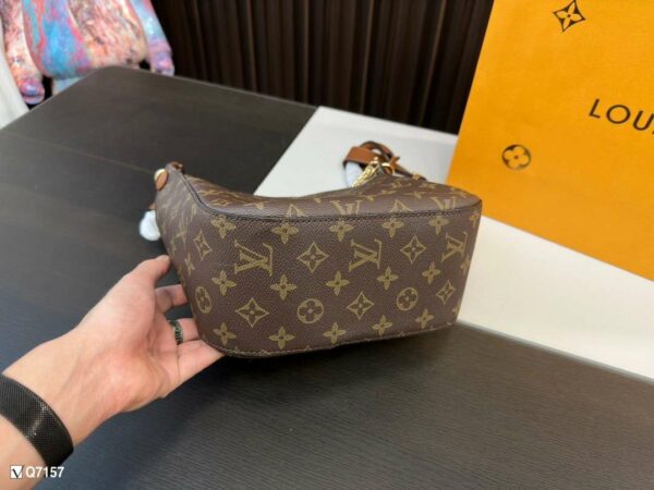 New Arrival LV Handbag L404