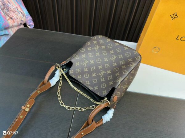 New Arrival LV Handbag L404