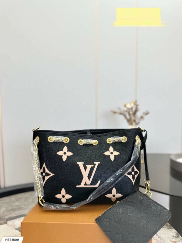 New Arrival LV Handbag L402