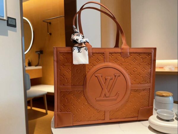 New Arrival LV Handbag L396