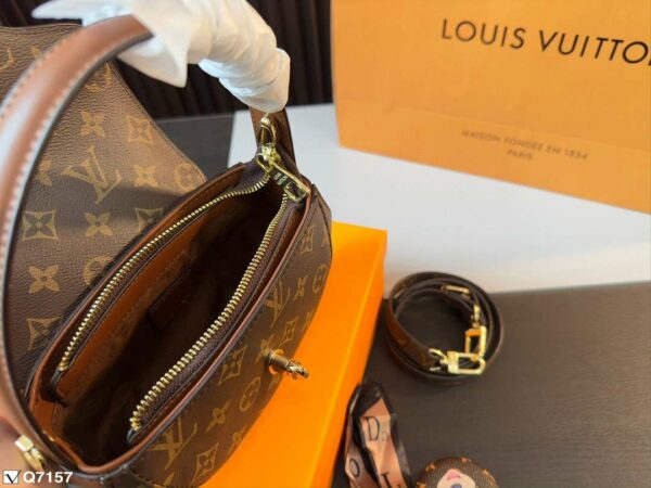 New Arrival LV Handbag L389
