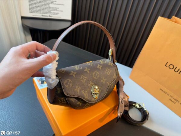 New Arrival LV Handbag L389