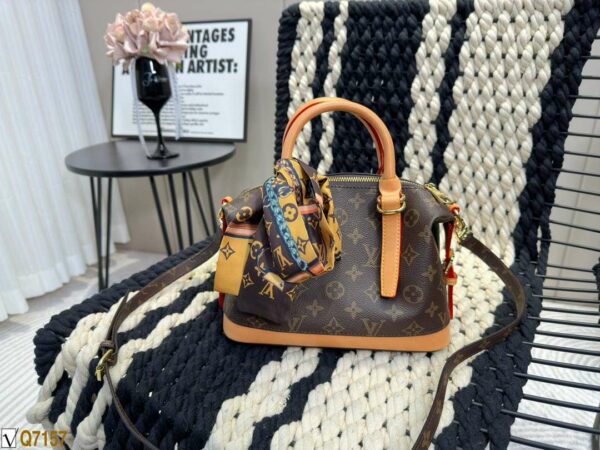 New Arrival LV Handbag L367