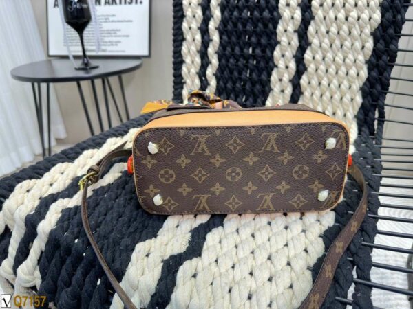New Arrival LV Handbag L367