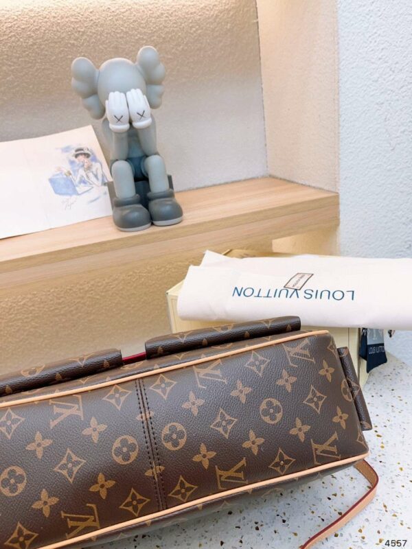 New Arrival LV Handbag L363