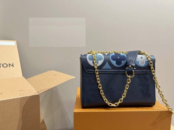 New Arrival LV Handbag L362