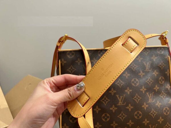 New Arrival LV Handbag L361