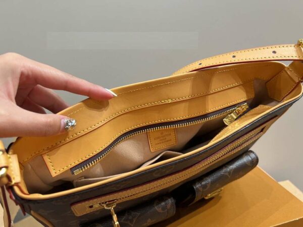 New Arrival LV Handbag L361