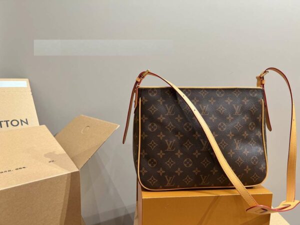 New Arrival LV Handbag L361