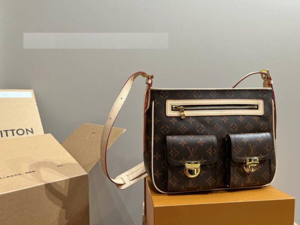 New Arrival LV Handbag L361
