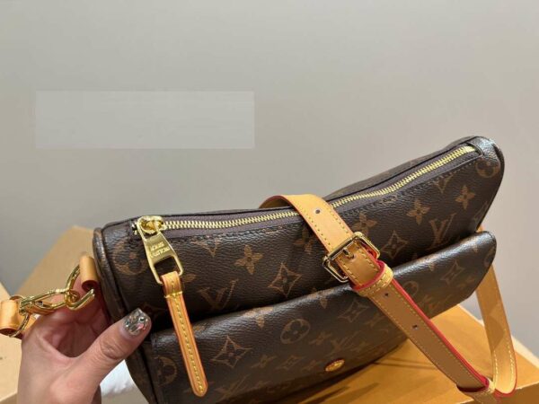 New Arrival LV Handbag L360