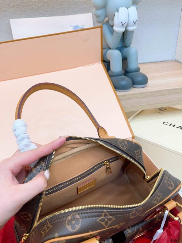 New Arrival LV Handbag L356