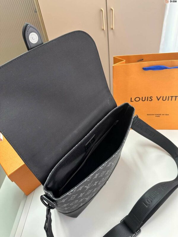 New Arrival LV Handbag L354