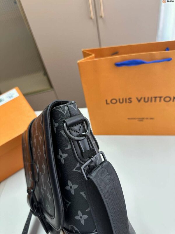 New Arrival LV Handbag L354