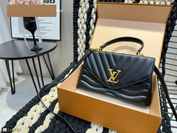 New Arrival LV Handbag L350