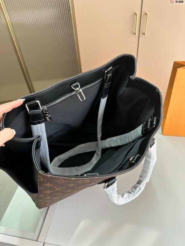 New Arrival LV Handbag L348