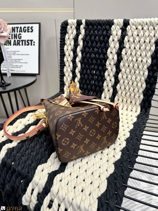 New Arrival LV Handbag L346