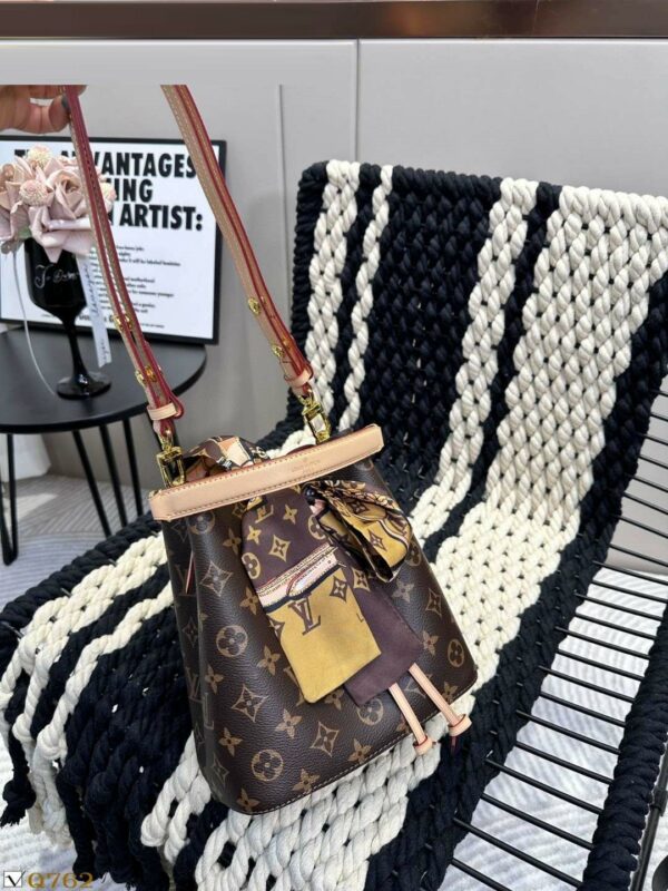New Arrival LV Handbag L346