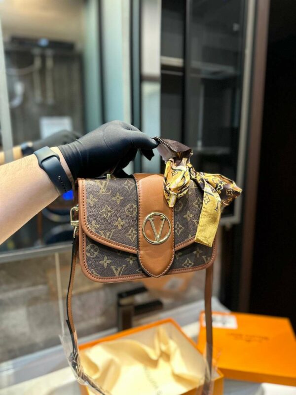 New Arrival LV Handbag L341