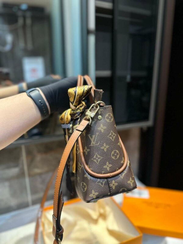 New Arrival LV Handbag L342