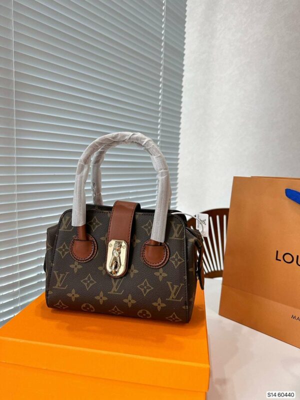 New Arrival LV Handbag L332