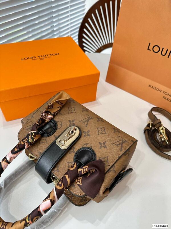 New Arrival LV Handbag L332